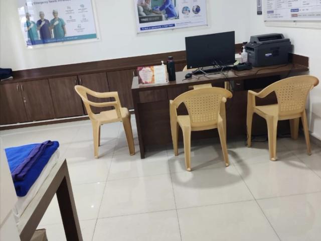Luxuria Manipal clinic